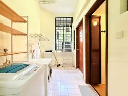 gold-coast-condo photo thumbnail #7